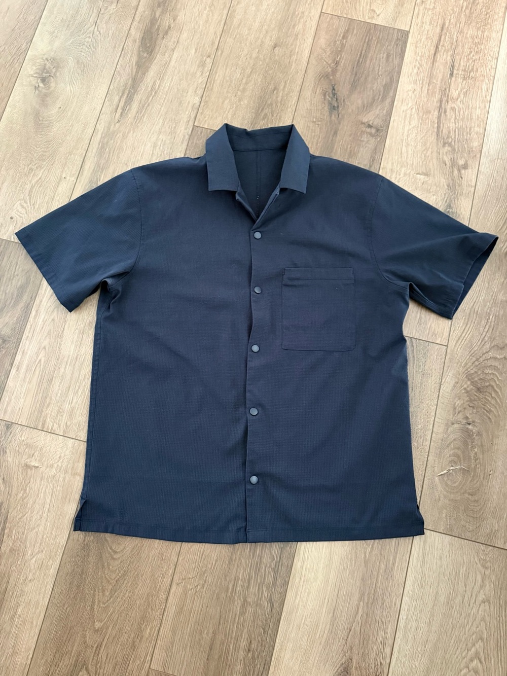 Lululemon Men's Short-Sleeve Navy Button-Up Shirt